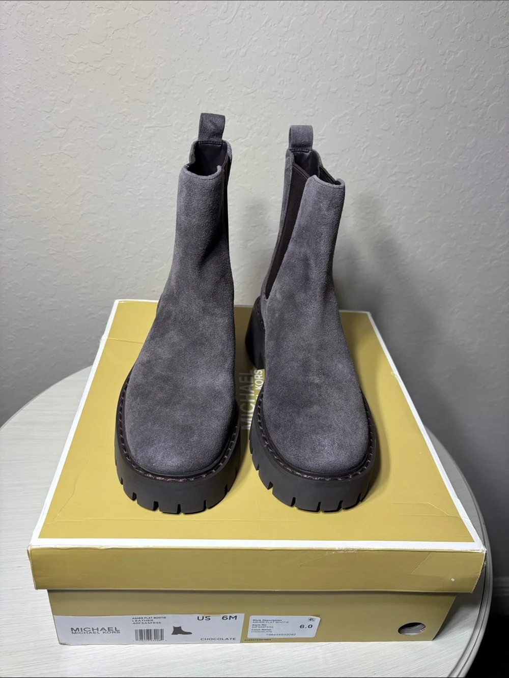 MICHAEL KORS Asher Suede Chelsea Flat Bootie Chocolate Brown Lug Sole Size 6 NIB
